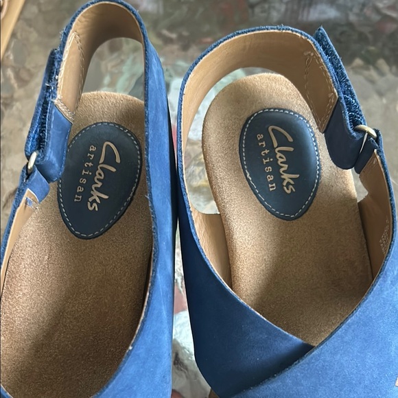 Clarks Blue Sandals with X-Strap Design Blue - Picture 2 of 5